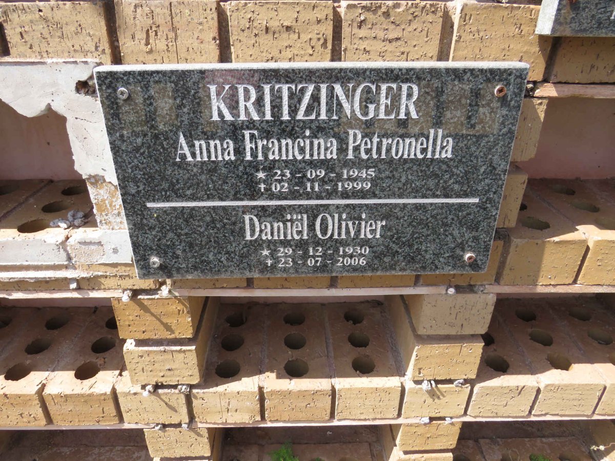 KRITZINGER Daniël Olivier 1930-2006 :: KRITZINGER Anna Francina Petronella 1945-1999