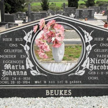 BEUKES Nicolaas Jacobus 1928- &amp; Maria Johanna 1938-1984