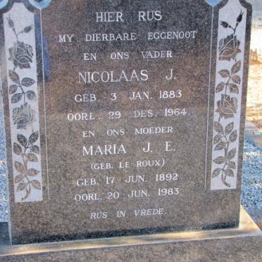 BEUKES Nicolaas J. 1883-1964 &amp; Maria J.E. LE ROUX 1892-1983