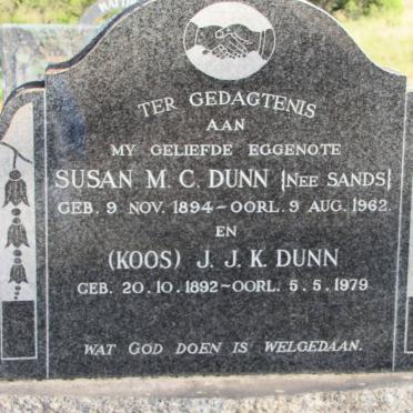 DUNN J.J.K. 1892-1979 &amp; Susan M.C. SANDS 1894-1962