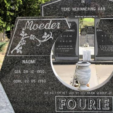 FOURIE Naomi 1950-1993