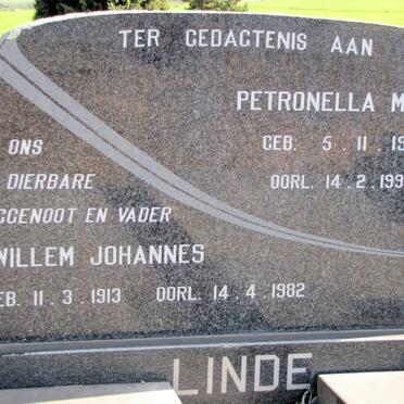 LINDE Willem Johannes 1913-1982 &amp; Petronella M.J. 1911-1990