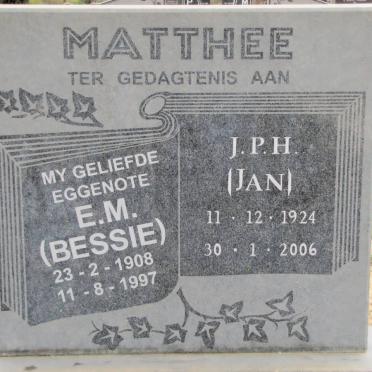 MATTHEE J.P.H. 1924-2006 &amp; E.M. 1908-1997