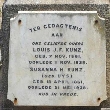 KUNZ Louis J.F. 1861-1929 &amp; Susanna H. UYS 1861-1938