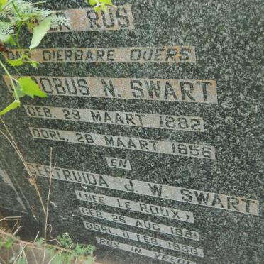 SWART Jacobus N. 1882-1956 &amp; Gertruida J.W. LE ROUX 1881-1956 