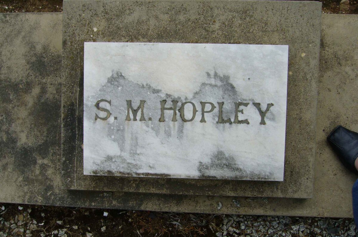 HOPLEY S.M.