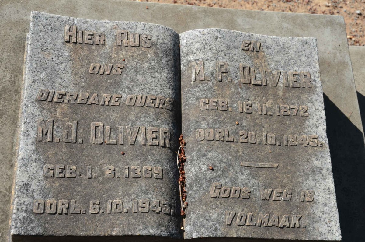 OLIVIER M.J. 1869-1943 &amp; M.P. 1872-1945