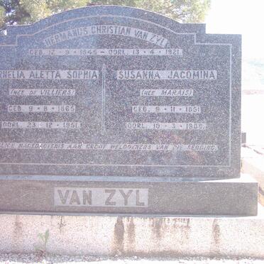 ZYL Cornelia Aletta Sophia, van nee DE VILLIERS 1865-1951 :: VAN ZYL Susanna Jacomina nee MARAIS 1851-1988?