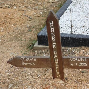 DANIELS Hendrik 1973-2005