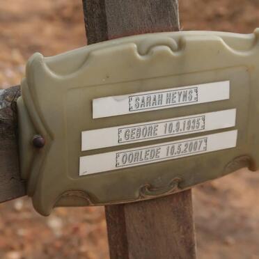 HEYNS Sarah 1935-2007