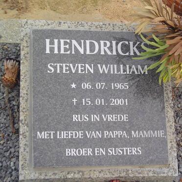 HENDRICKS Steven William 1965-2001