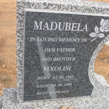 MADUBELA Mxolisi 1963-2004