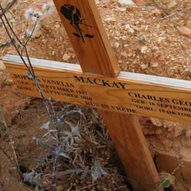 MACKAY Charles George 1938-2007 &amp; Sophia Vanelia 1937-2010