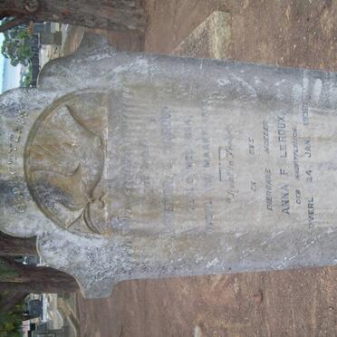 ROUX Pieter L., le 185?-19?? &amp; Anna F. HAUPTFLEISCH -1936