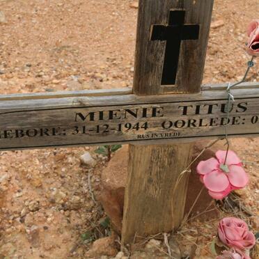 TITUS Mienie 1944-2008