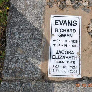 EVANS Richard Gwyn 1936-1995 &amp; Jacoba Elizabeth BENN 1924-2008