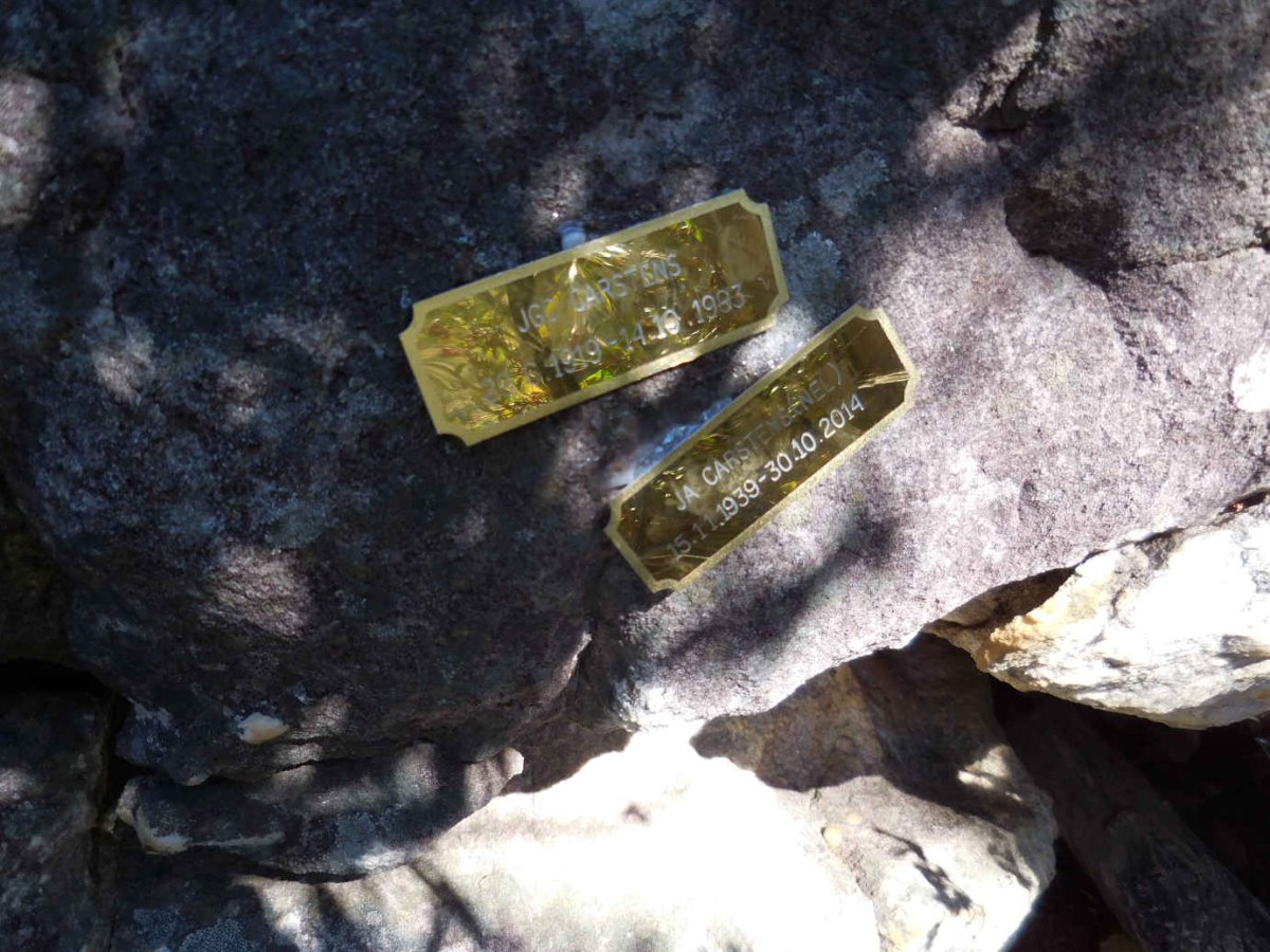 CARSTENS J.G.C. 1919-1993 :: CARSTENS A.J. nee NEL 1939-2014