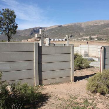 2. Entrance to the cemetery