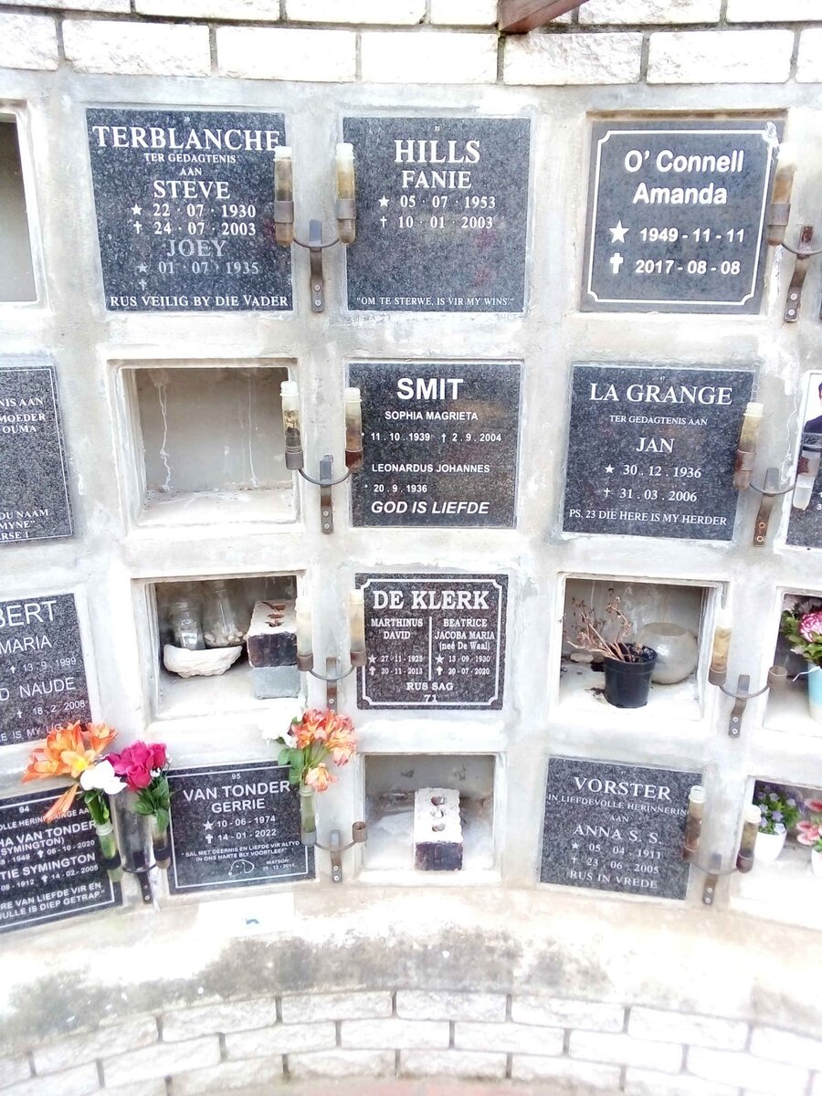 TERBLANCHE Steve 1930-2003 &amp; Joey 1935- :: HILLS Fanie 1953-2003 :: O'CONNELL Amanda 1949-2017