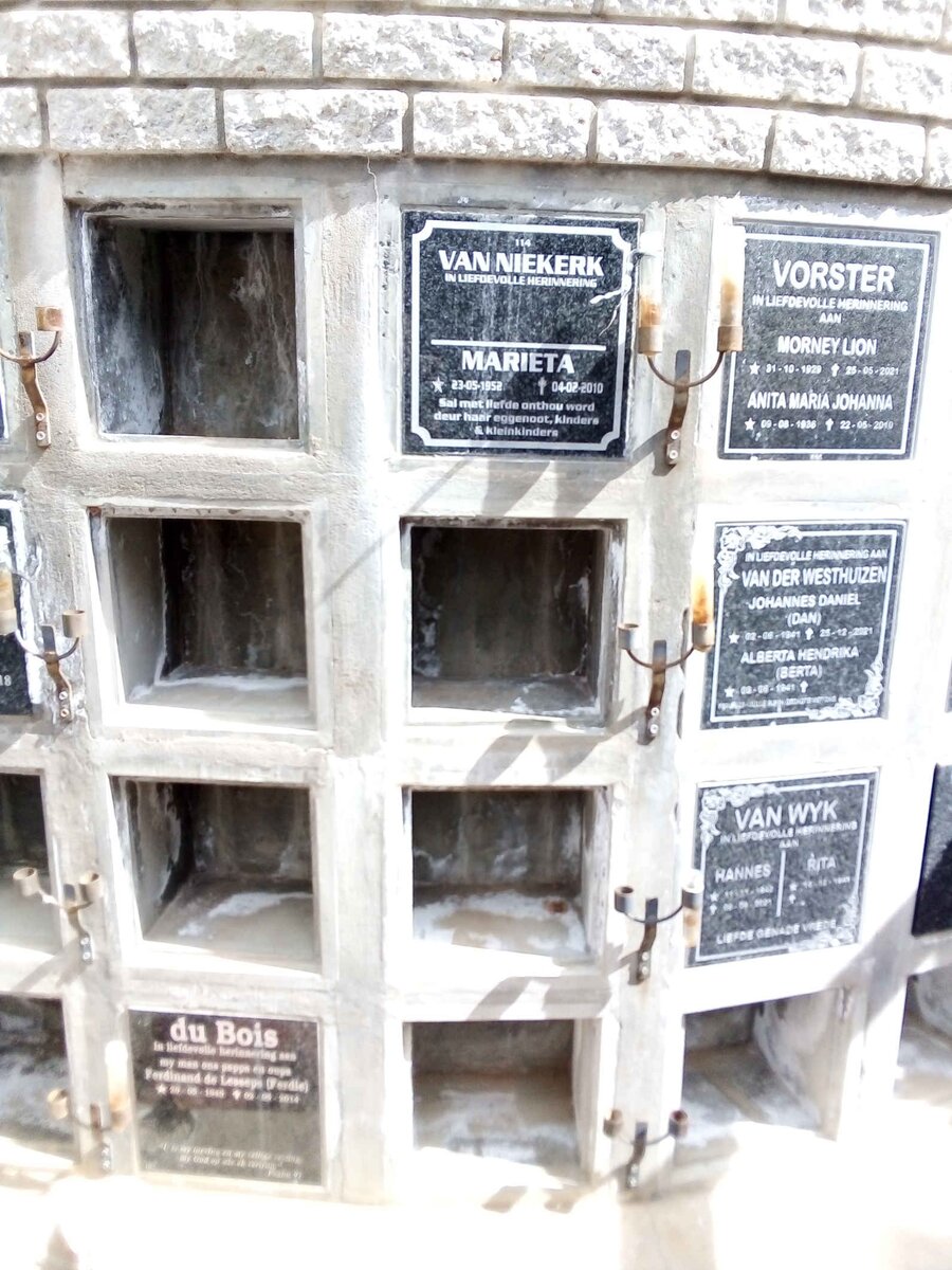 NIEKERK Marieta, van 1952-2010 :: VORSTER Morney Lion 1929-2021 &amp; Anita Maria Johanna 1936-2010