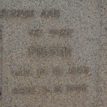 HAMMOND Martha M. 1881-1962 :: HAMMOND Pieter 1909-1959