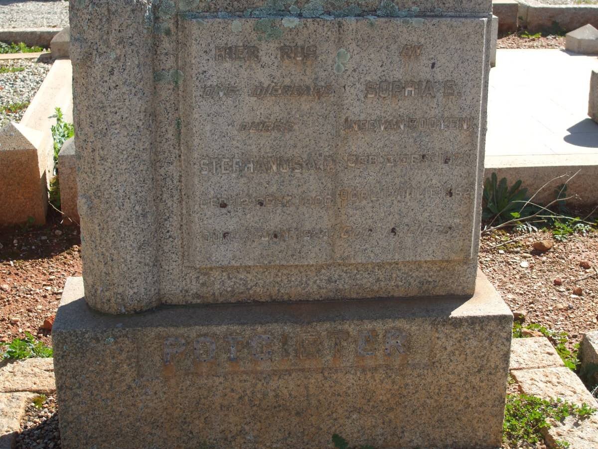 POTGIETER Stephanus A.P. 1866-1923 &amp; Sophia E. VAN ROOYEN 1871-1952
