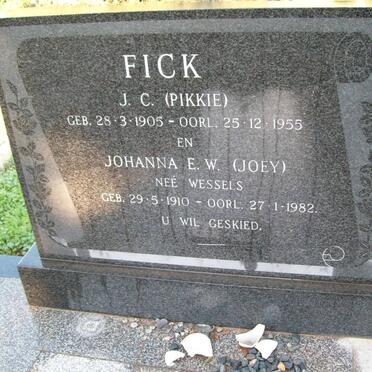 FICK J.C. 1905-1955 & Johanna E.W. WESSELS 1910-1982