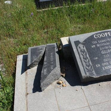 COOPER George W.J. 1893-1972 &amp; Emmerentia C.C. COOPER 1897-1984
