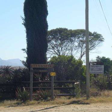 2. Entrance to the farm Bakenskop, Riversdal