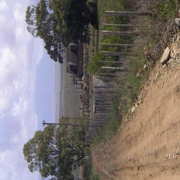 Western Cape, RIVERSDALE district, Albertinia, Valsch Rivier 331, farm cemetery_1