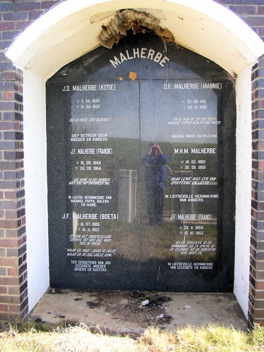 MALHERBE grafkelder
