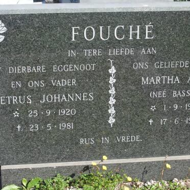 FOUCHE Petrus Johannes 1920-1981 &amp; Martha Alida BASSON 1920-1984