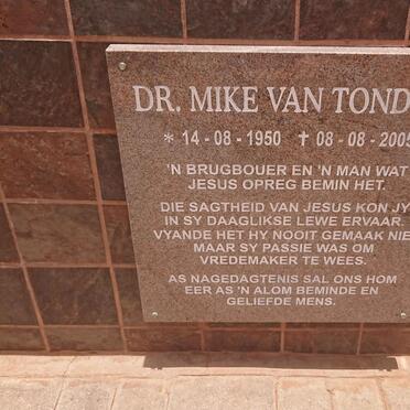 TONDER Mike, van 1950-2005