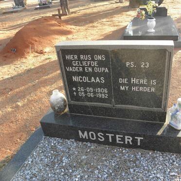 MOSTERT Nicolaas 1906-1992
