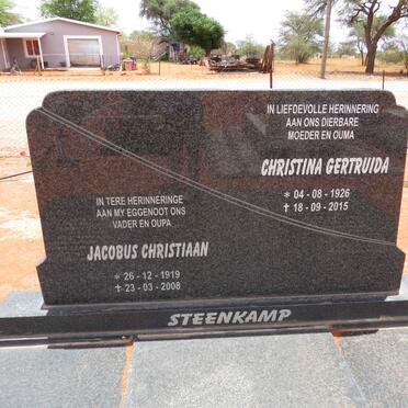 STEENKAMP Jacobus Christiaan 1919-2008 & Christina Gertruida 1926-2015