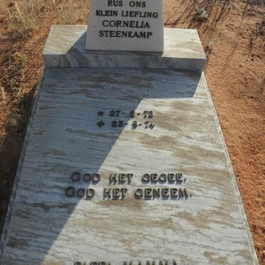 STEENKAMP Cornelia 1972-1974