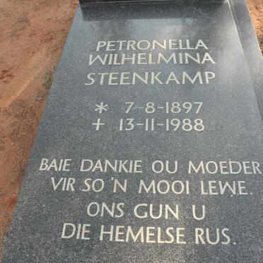 STEENKAMP Petronella Wilhelmina 1897-1988