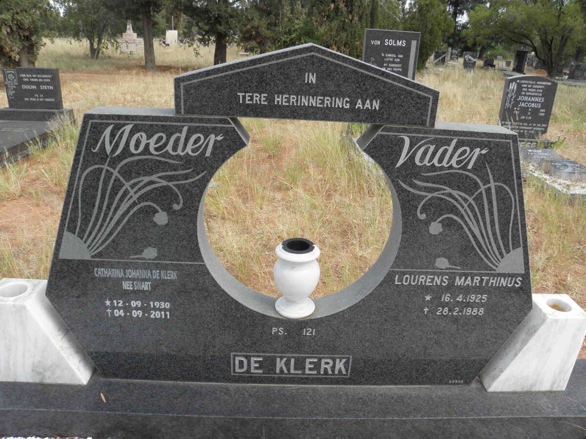 KLERK Lourens Marthinus, de 1925-1988 &amp; Catharina Johanna SWART 1930-2011