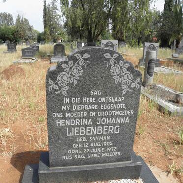 LIEBENBERG Hendrina Johanna nee SNYMAN 1905-1972