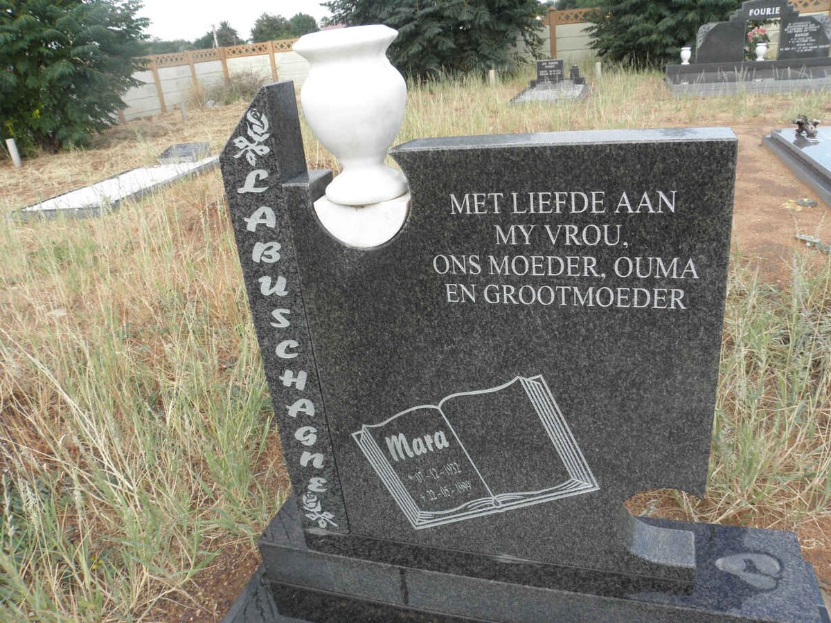 LABUSCHAGNE Mara 1932-1999