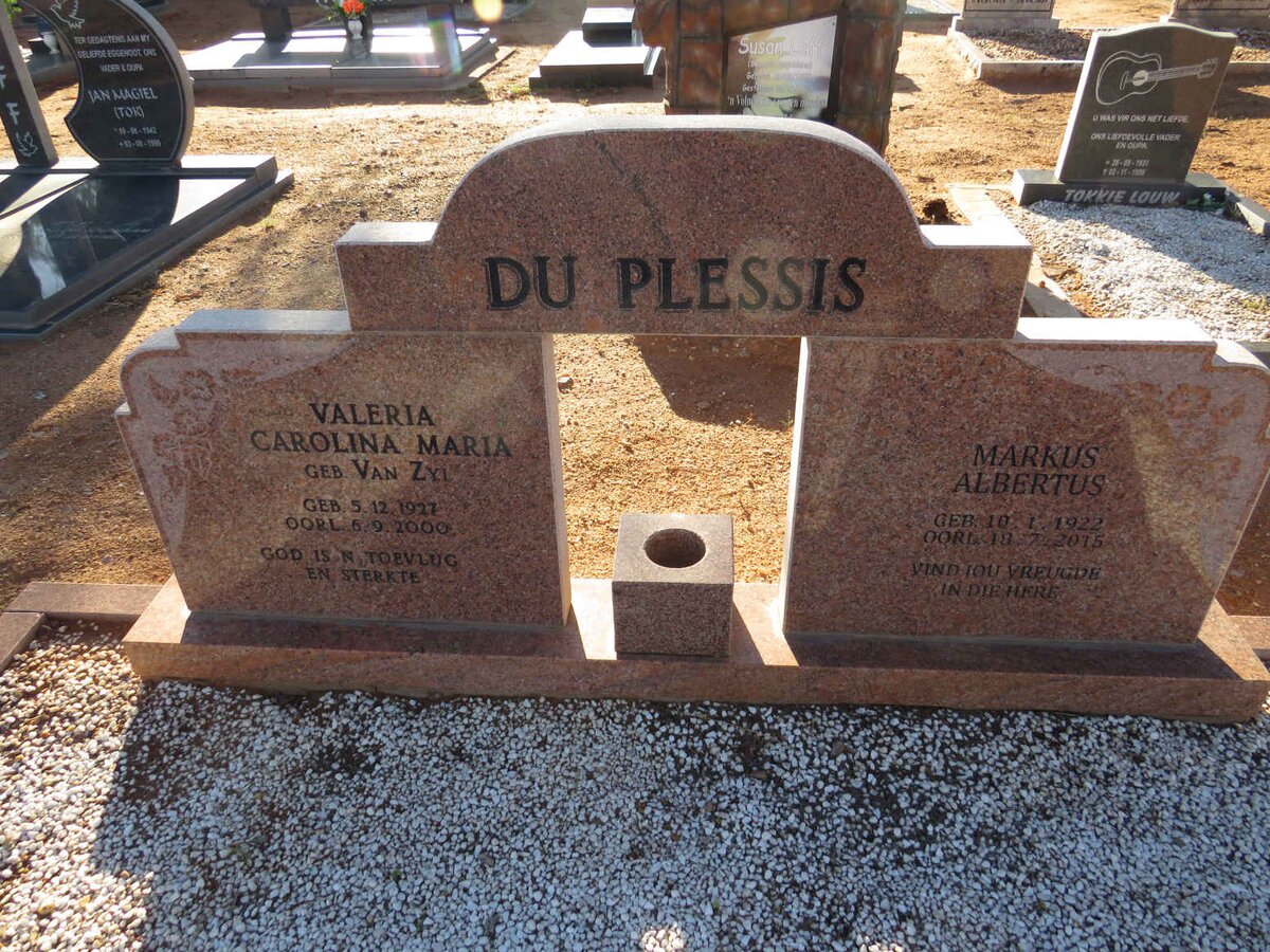 PLESSIS Markus Albertus, du 1922-2015 & Valeria Carolina Maria VAN ZYL 1927-2000