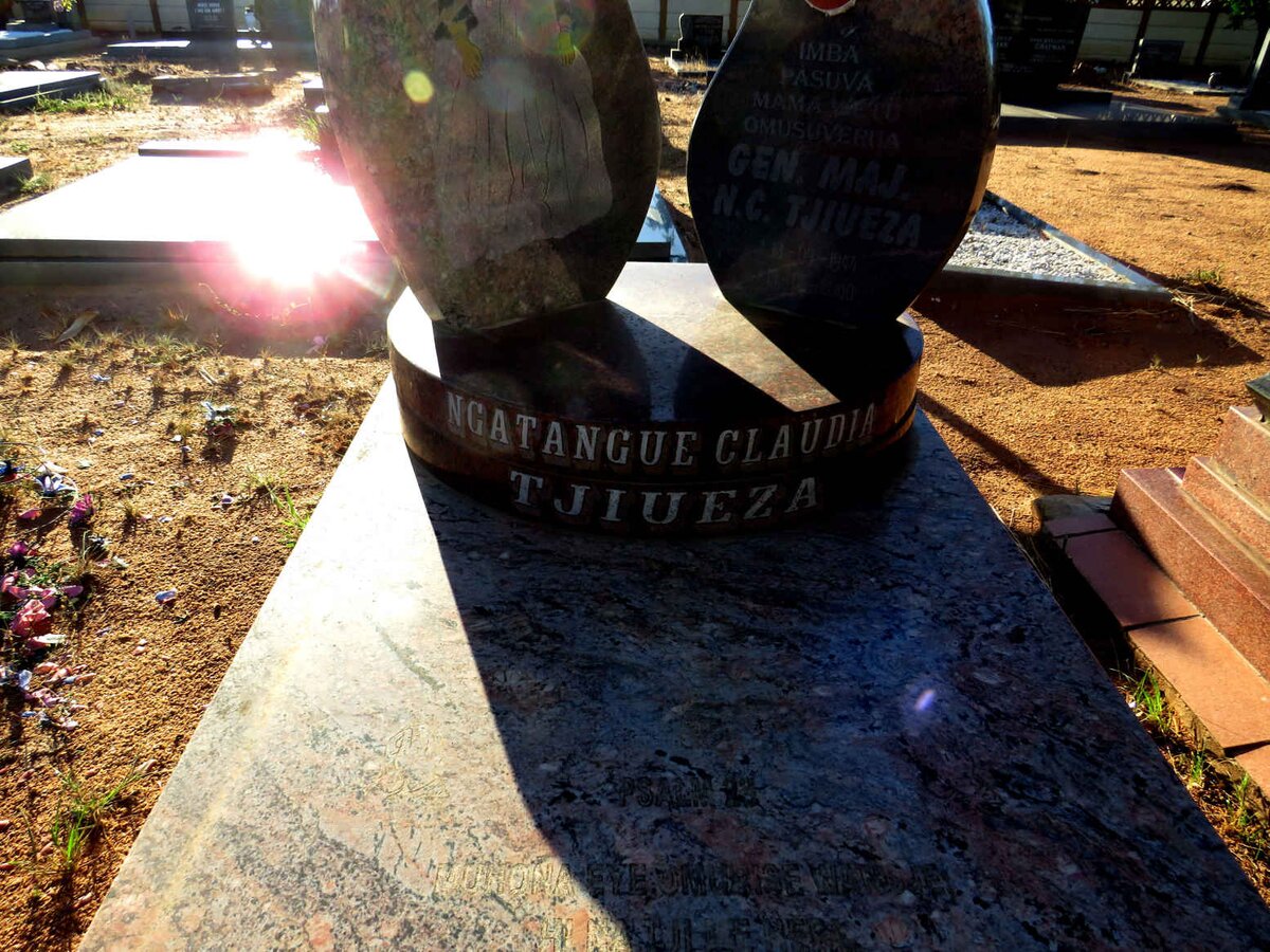 TJIUEZA Ngatangue Claudia 1944-2000 _2