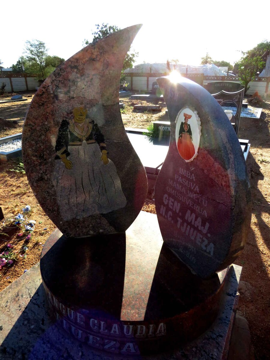 TJIUEZA Ngatangue Claudia 1944-2000 _1