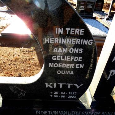 TROMP Danie 1907-2001 & Kitty 1925-2023 _2