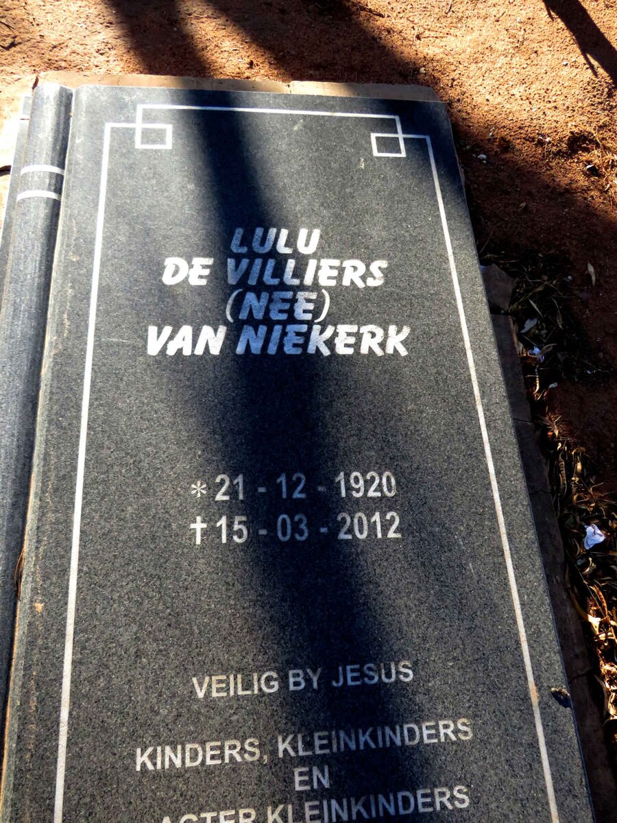 VILLIERS Lulu, de nee VAN NIEKERK 1920-2012