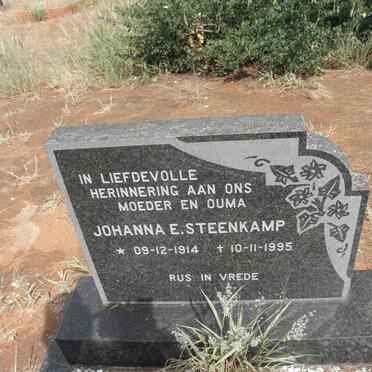 STEENKAMP Johanna E. 1914-1995