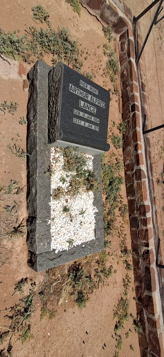 LANGE Arthur Alfred 1904-1971