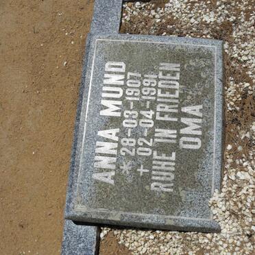 MUND Anna 1907-1991