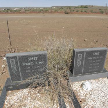 SMIT Johannes Hermias 1913-1988 &amp; Anna Magrietha V.D. MERWE 1909-1978