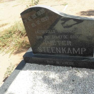 STEENKAMP Pieter 1938-1999